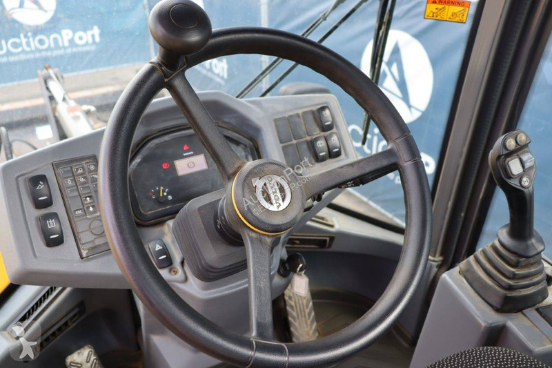 Nakladač Volvo G