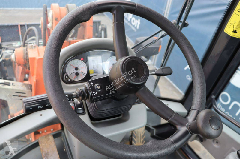 Pala cargadora Schaeff L100