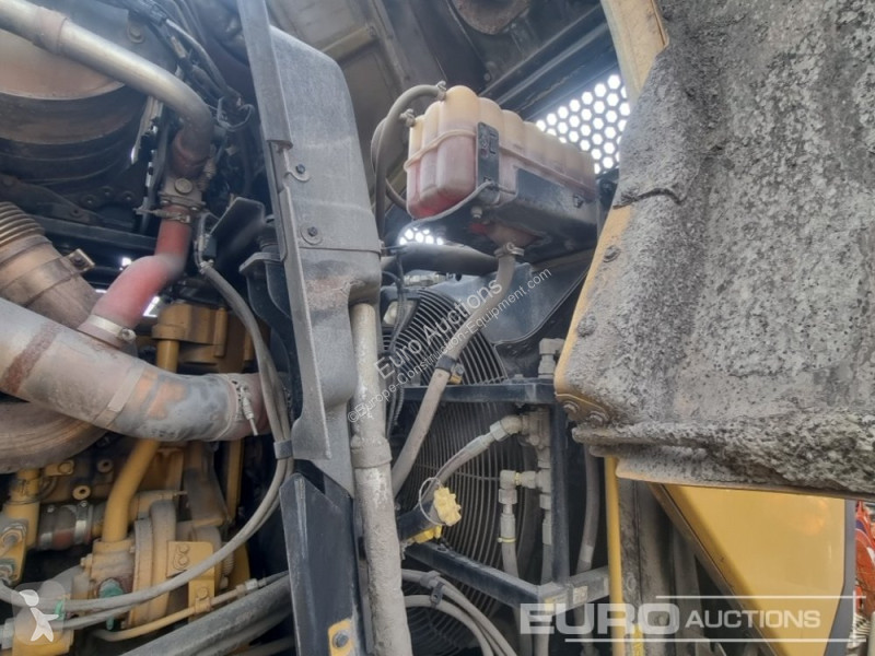 Nakladač Caterpillar 980M
