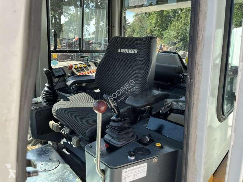 Shovel Liebherr