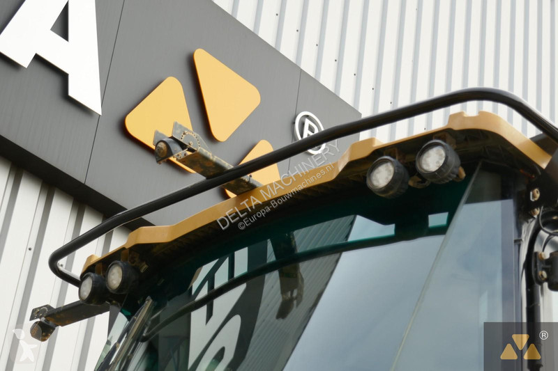 Nakladač Caterpillar 980M