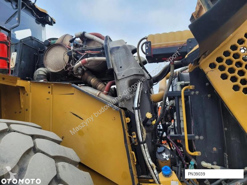 Chargeuse Caterpillar 982M
