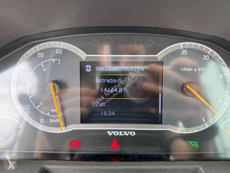 مُحمّلة Volvo - 3rd Function / Quick Coupler