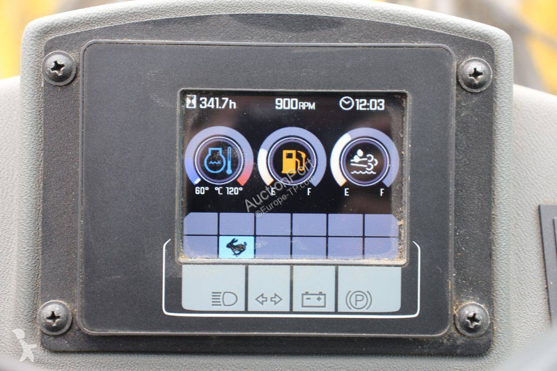 Chargeuse Neuson WL60