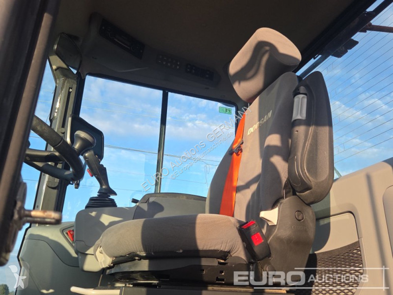 Doosan DL380-7 loader