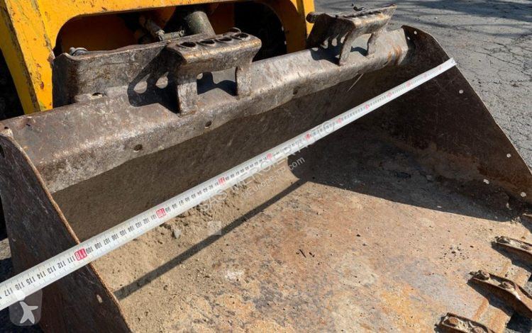 Shovel Bobcat