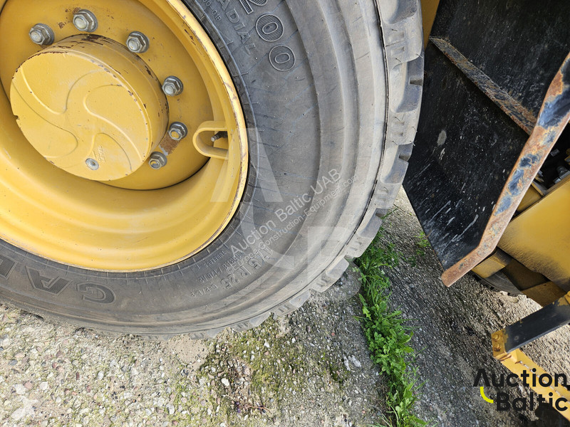 Caterpillar  loader