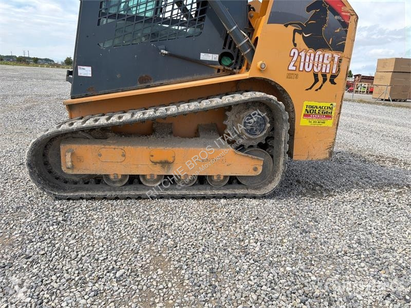 Pala cargadora Mustang Compact Track Loader