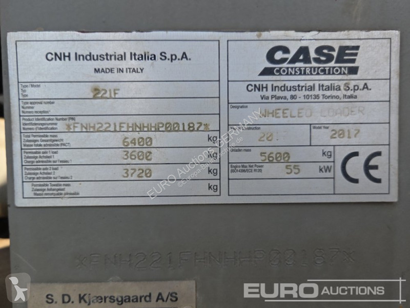 Lastare Case 221F