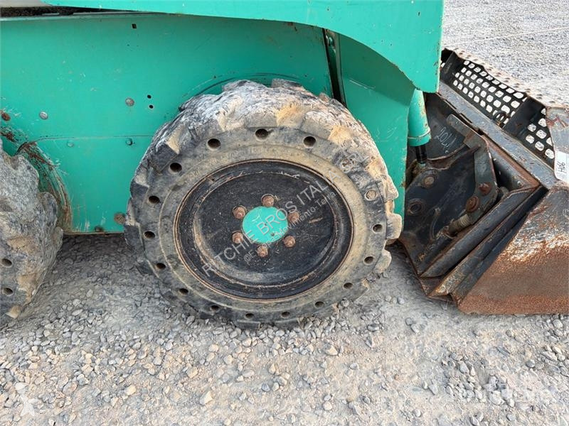 Pala cargadora IHI 2026 Skid Steer Loader
