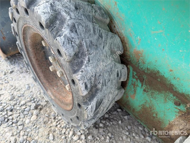 Pala cargadora IHI Skid Steer Loader (Inoperable)