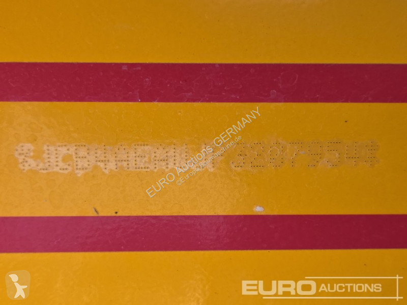 Lastare JCB 409