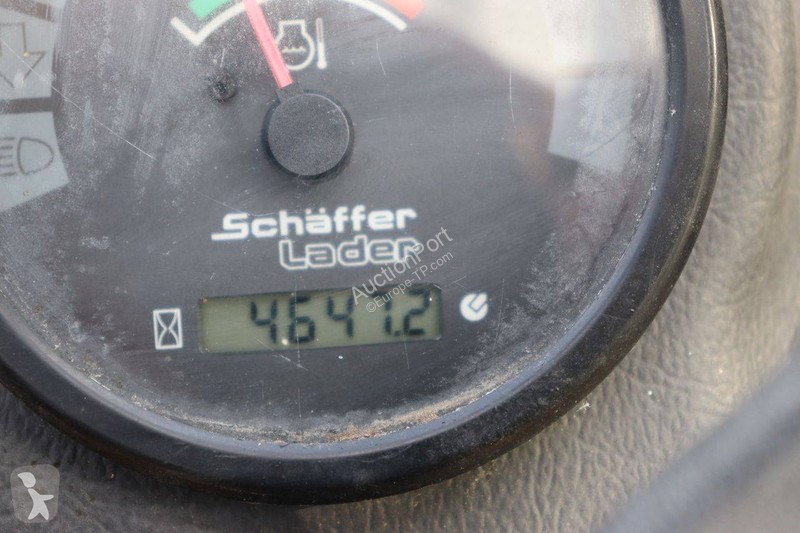 Pala cargadora Schäffer 2445