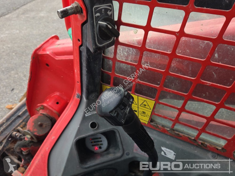 Товарач Bobcat T590