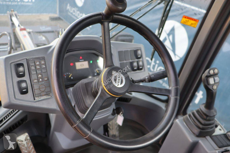 Nakladač Volvo G