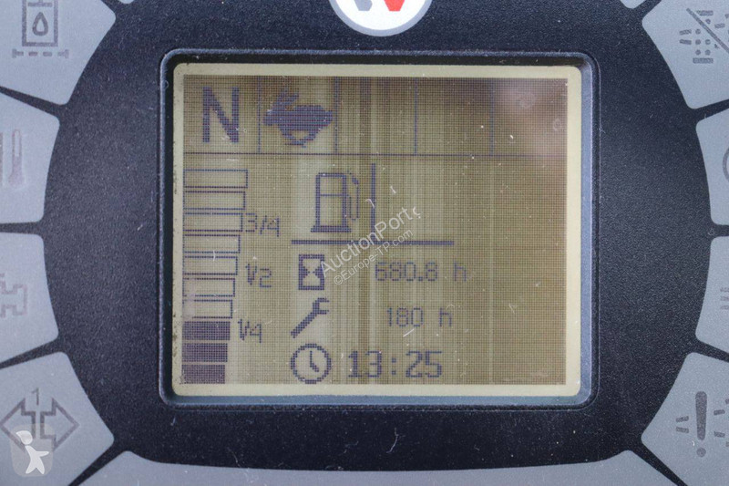 Shovel Yanmar 358