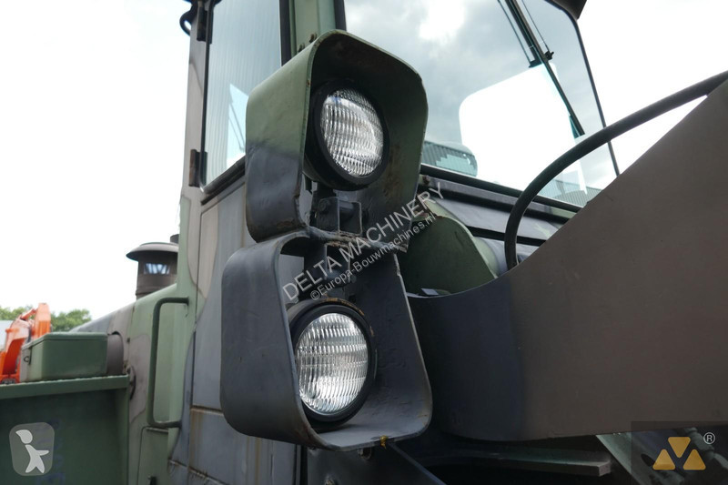 Shovel Komatsu 540 Ex-army