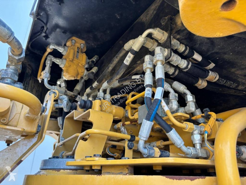 Nakladač Caterpillar 988 K (CE + EPA)