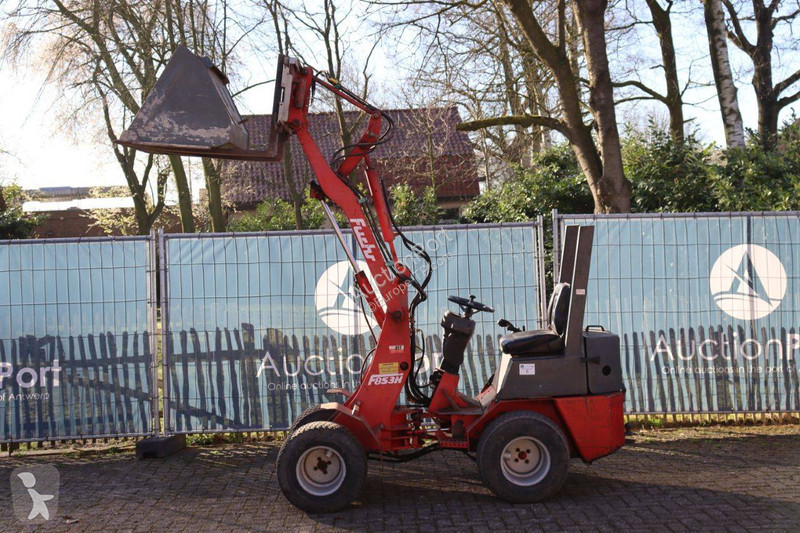 Nakladač Fuchs F853H