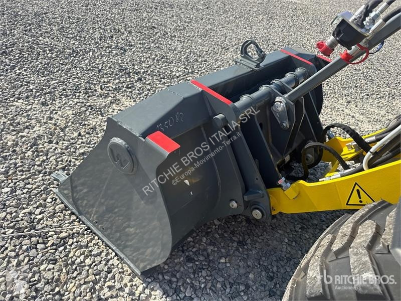 Навантажувач Wacker Neuson WL20e (A09-01)