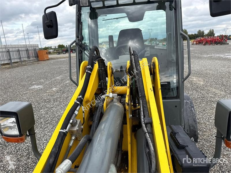 Wacker Neuson WL60 loader