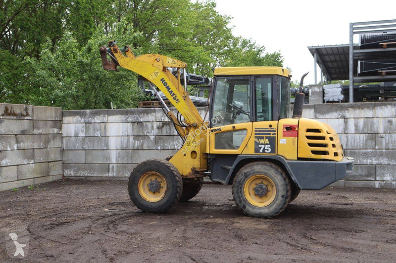 Chargeuse Komatsu 753