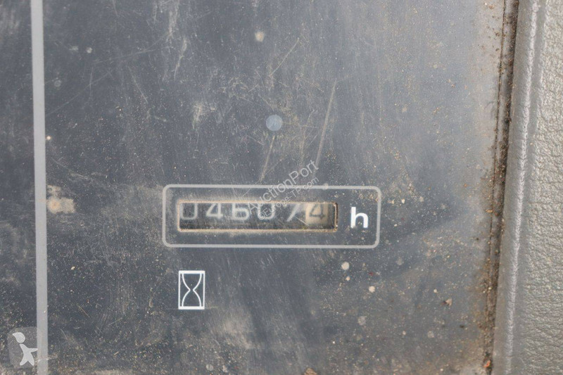 Chargeuse Komatsu WF450-3D