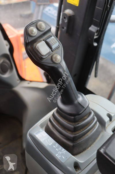 Chargeuse Hitachi 6