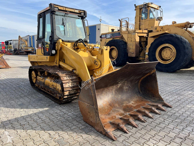 Pá carregadora Caterpillar NVT