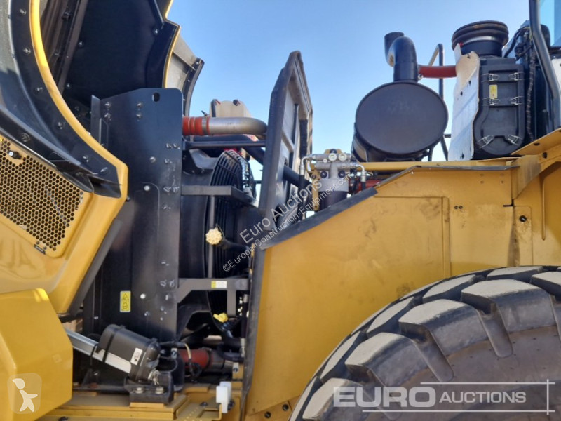 Shovel Caterpillar 950L