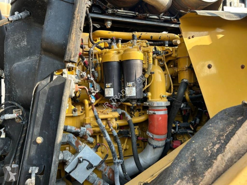 Shovel Caterpillar 980