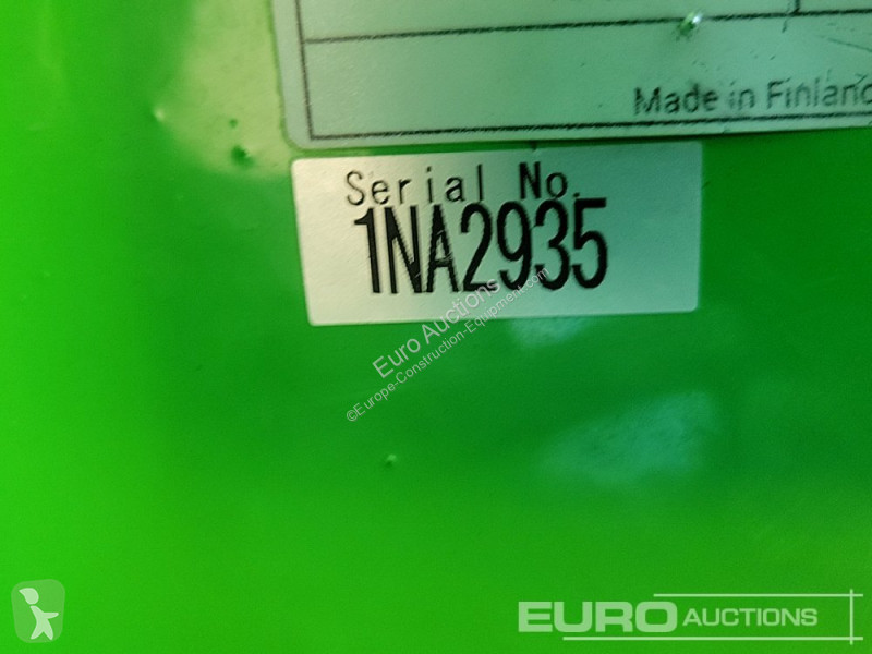 Nakladač  M735