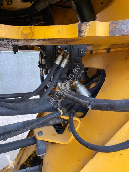 مُحمّلة Volvo (High tip bucket)
