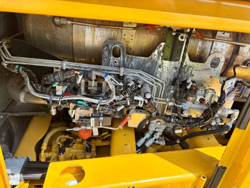Nakladač Caterpillar 988 K (CE/EPA - Block...