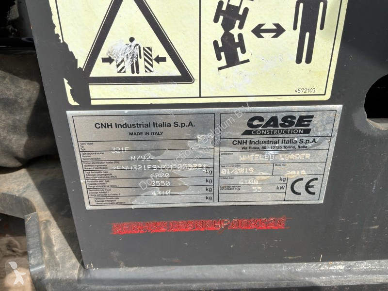 Nakladač Case 321F