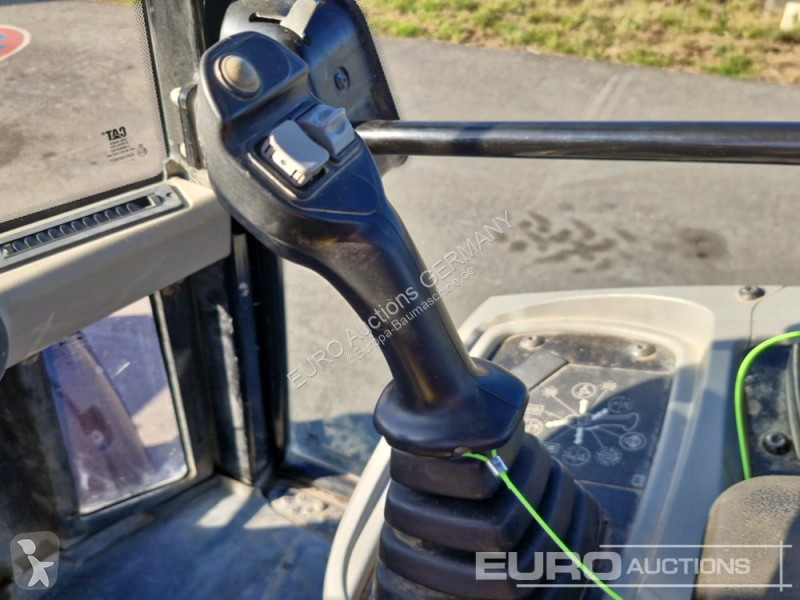 Chargeuse Caterpillar 908M