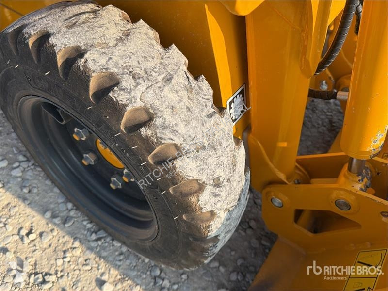 Pala cargadora  Kato-imer AS 12 Skid Steer Loader