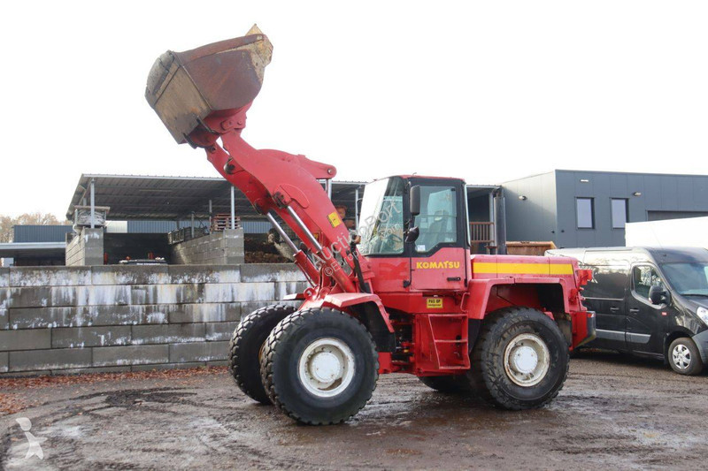 Chargeuse Komatsu 2703