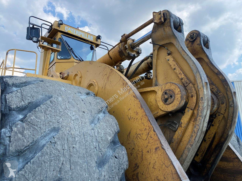 Shovel Caterpillar NVT
