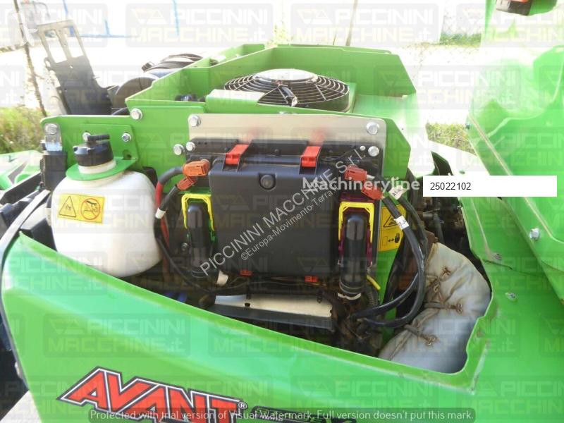 مُحمّلة Avant tecno 760I
