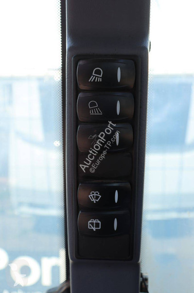 Фронтальный погрузчик Giant G5000DC Tele