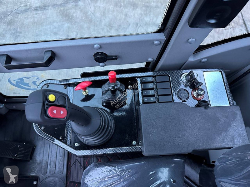 Chargeuse  WL816T