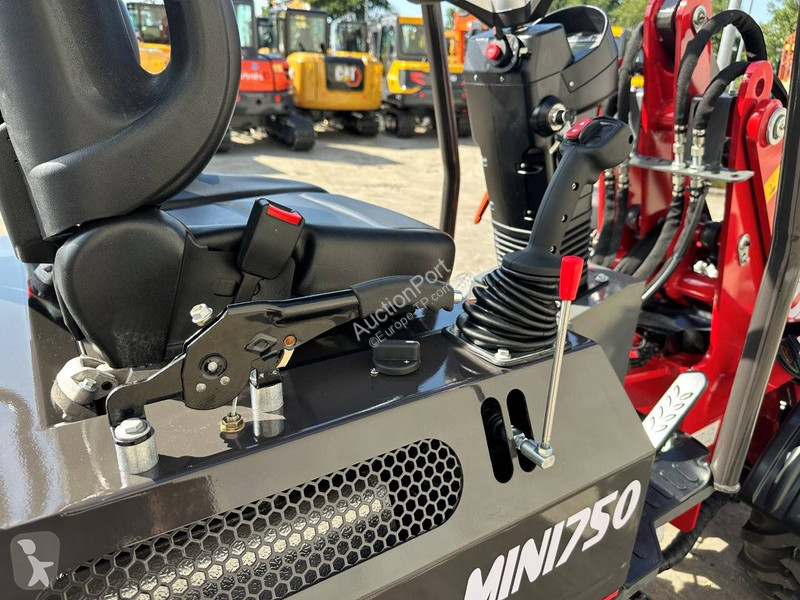 Chargeuse  MINI750