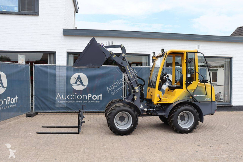 Eurotrac -CIF loader