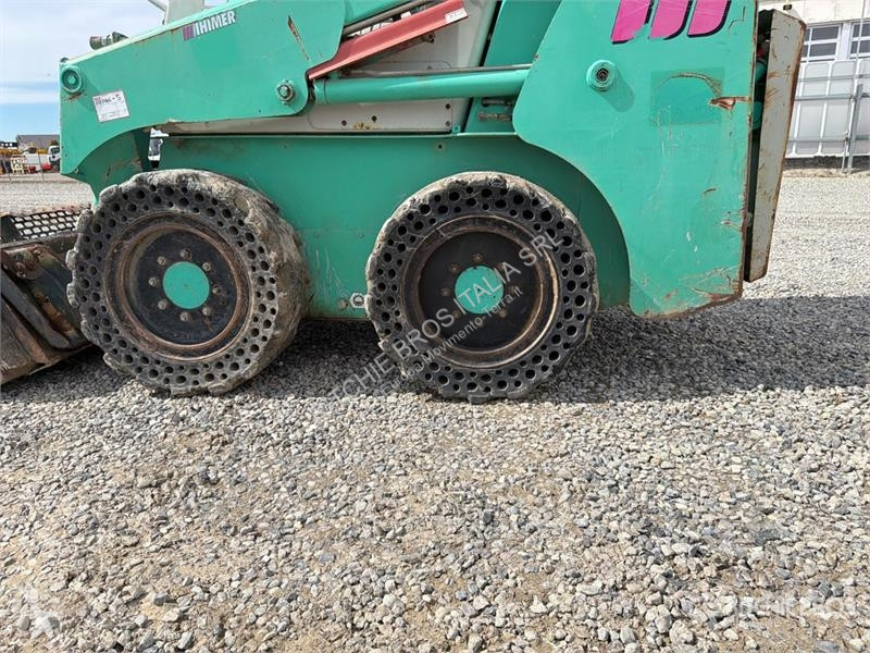 Chargeuse IHI 2041 Skid Steer Loader