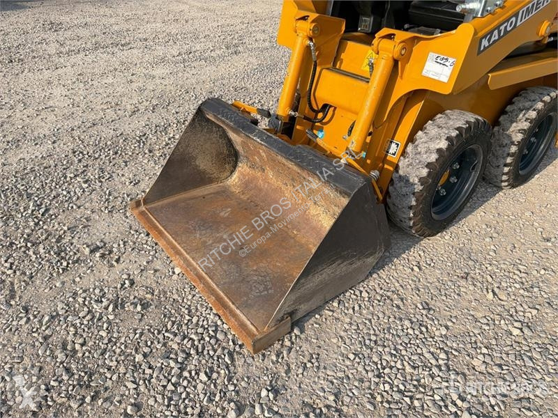 Pala cargadora  Kato-imer AS 12 Skid Steer Loader