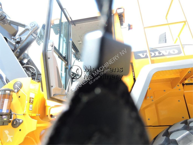 Nakladač Volvo L150H New