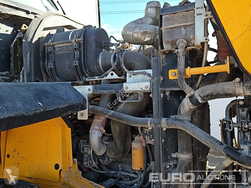 Nakladač JCB 437HT