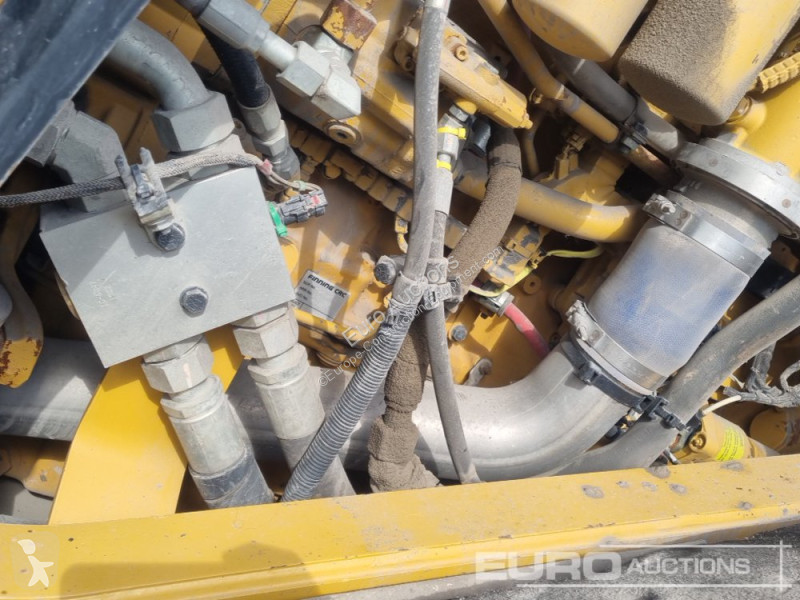 Nakladač Caterpillar 980M