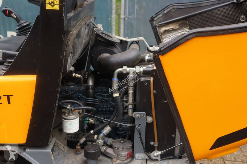 مُحمّلة Giant V452T